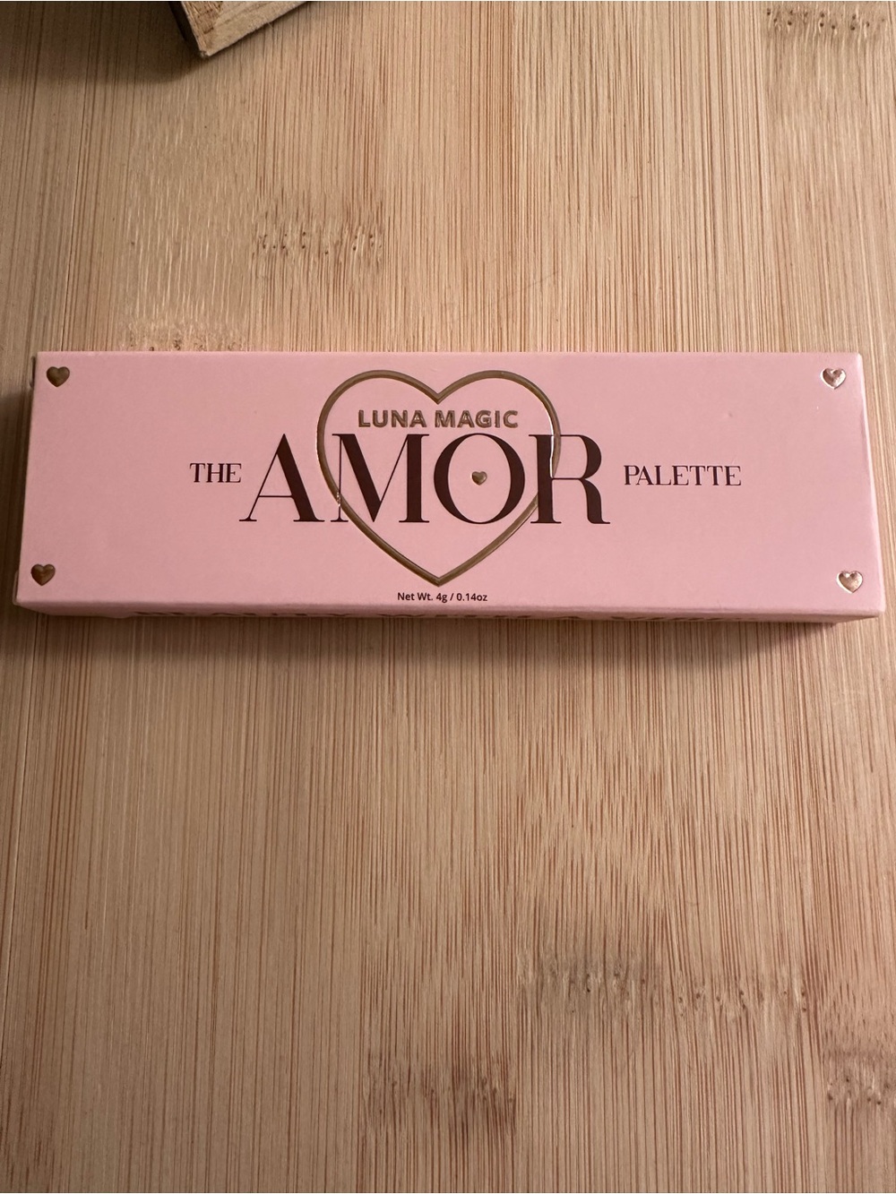 Luna Magic Amor eyeshadow palette